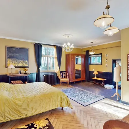 Chateau De Saint-clair * Étretat