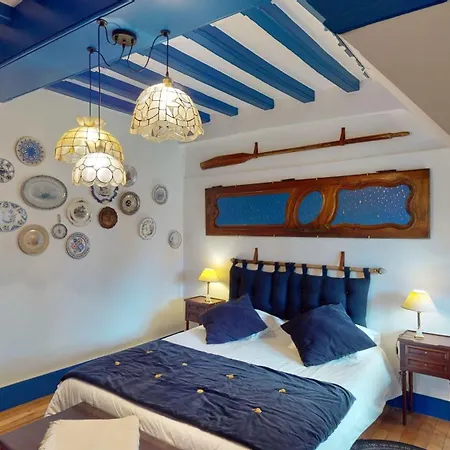 Chateau De Saint-clair * Étretat