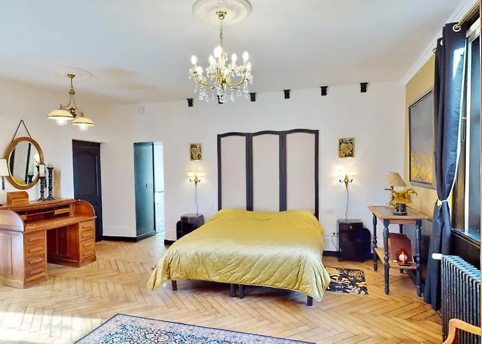 Chateau De Saint-clair Etretat